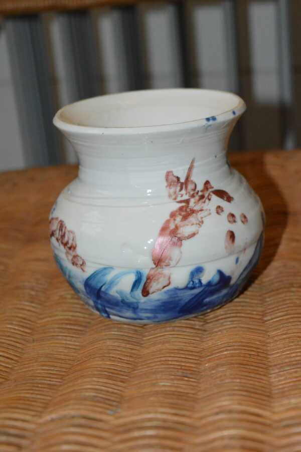 Petit vase au dragon rouge  en porcelaine – Image 4