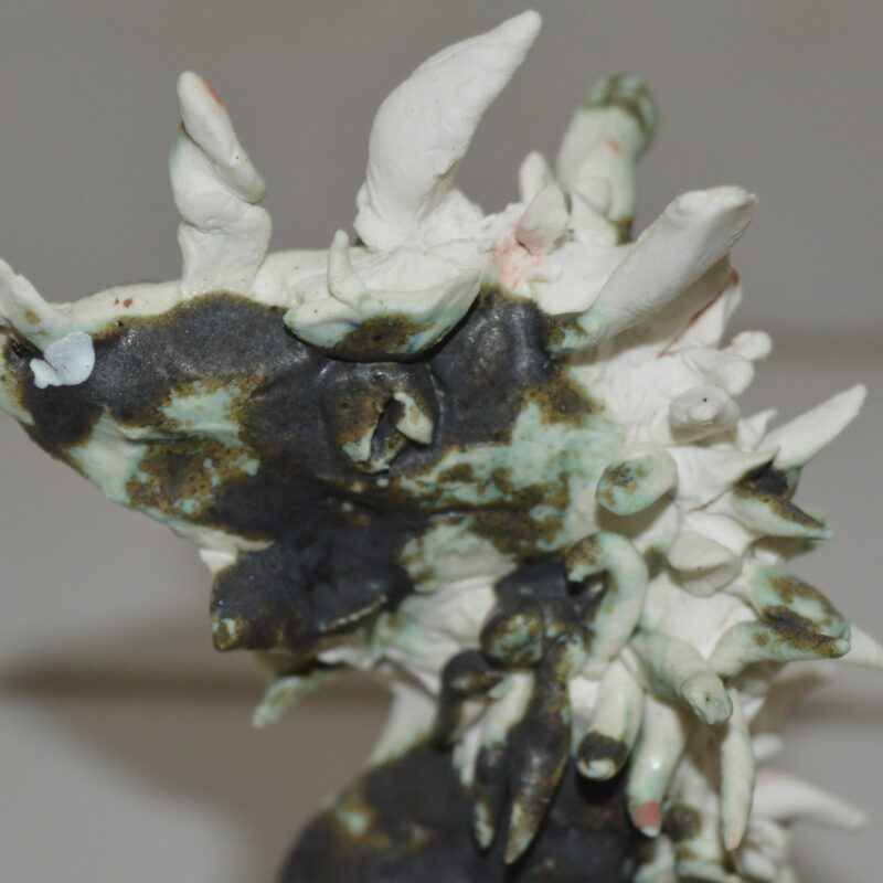 Kirin à trois pattes de l'orage sombre